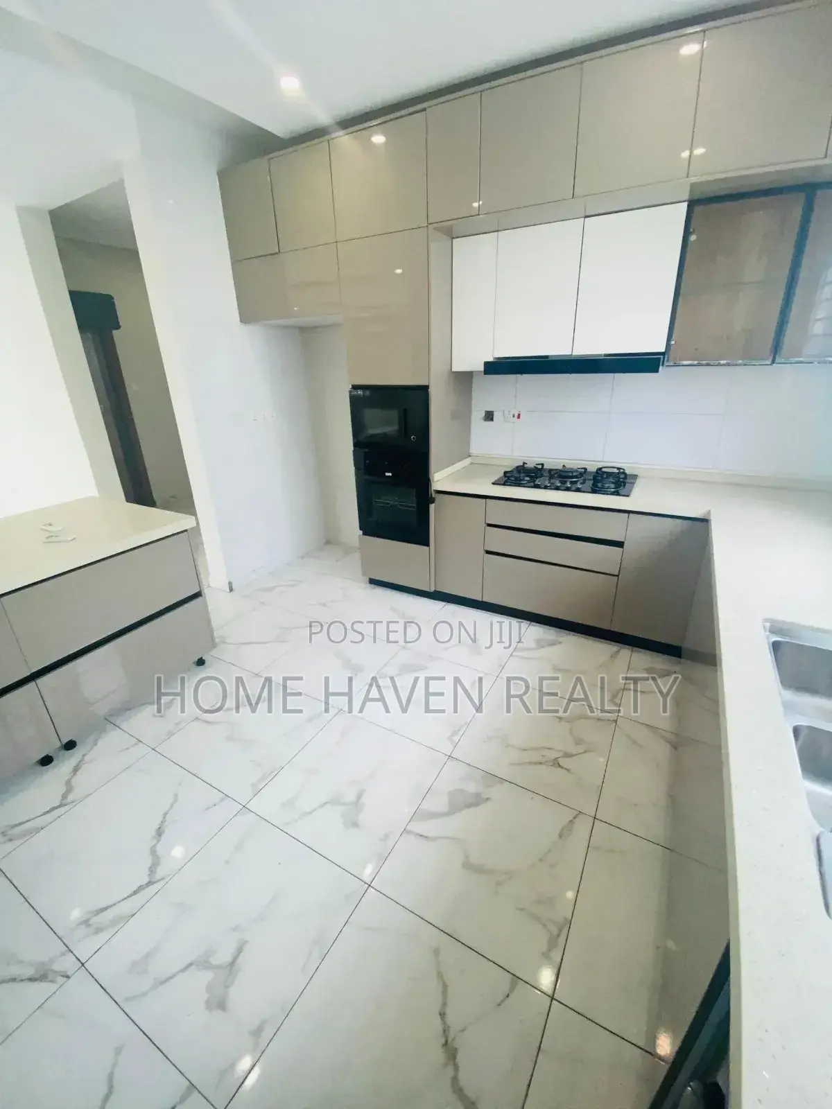 2bdrm Apartment in Abelemkpe for rent