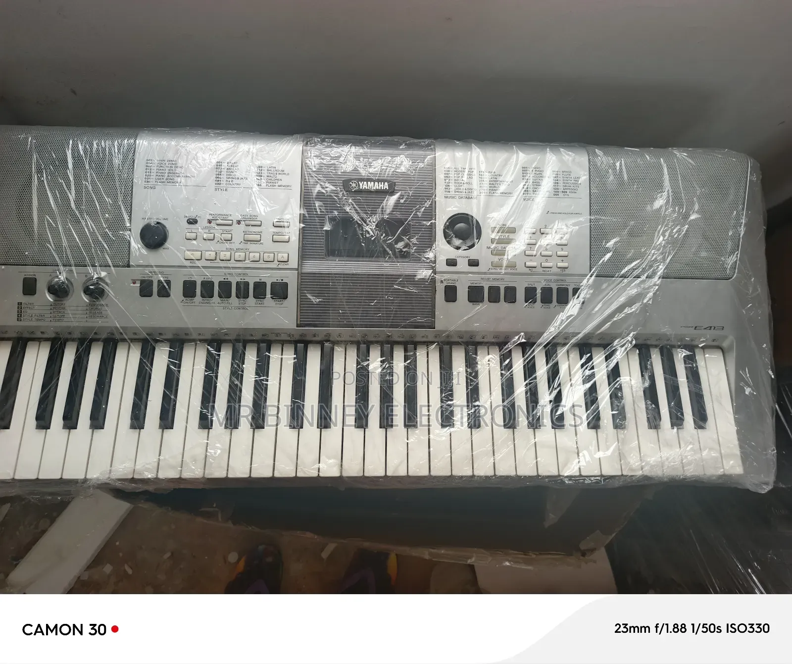 Yamaha PSR E413