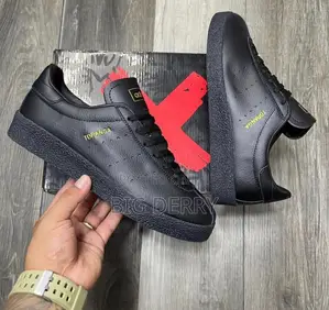 Adidas Topanga
