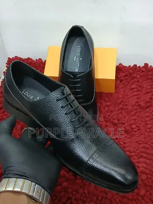 Louis Vuitton Black Leather Shoes.