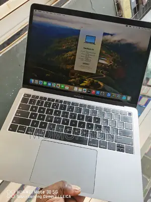 Laptop Apple MacBook Air 2019 8GB Intel Core i5 SSHD+SSD 256GB