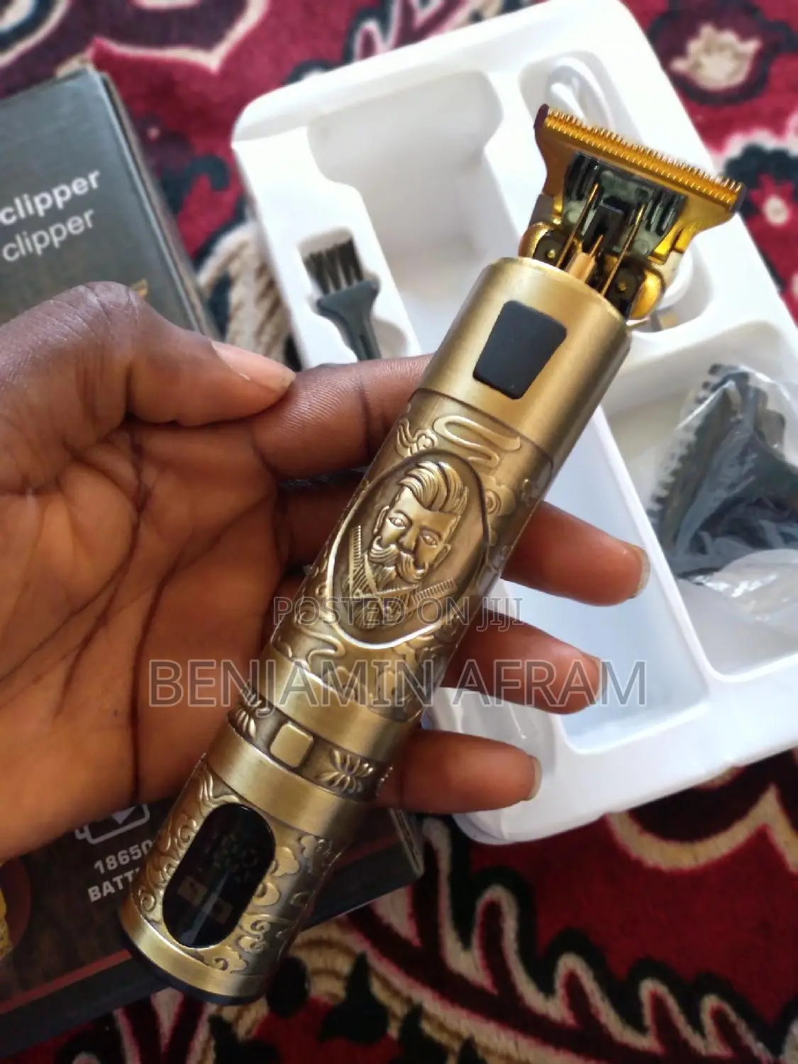 Rechargeable Digital Hair Clipper