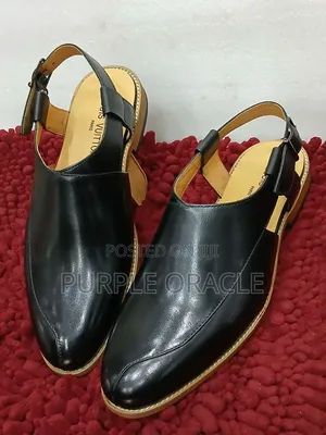 Louis Vuitton Men Black Solid Leather Shoe-Style Sandals