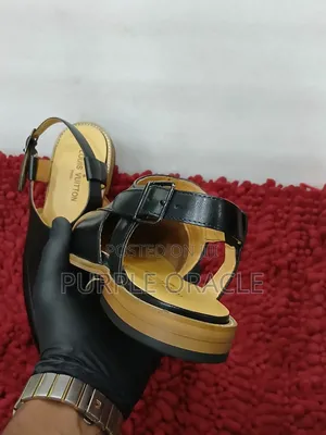 Louis Vuitton Men Black Solid Leather Shoe-Style Sandals