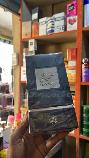 Perfume: Hiyaati Black