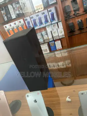 New Samsung Galaxy S10e 256 GB Black