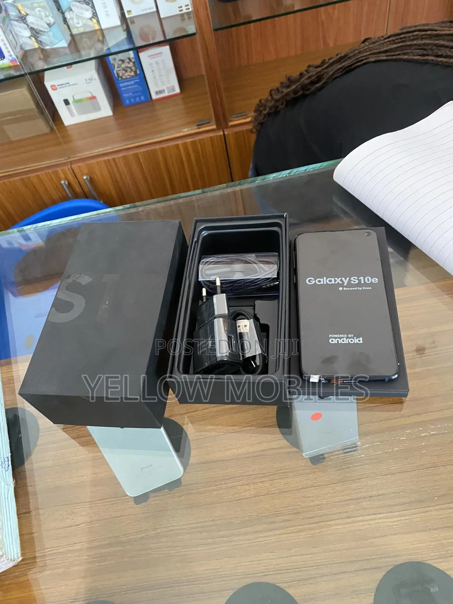 New Samsung Galaxy S10e 256 GB Black