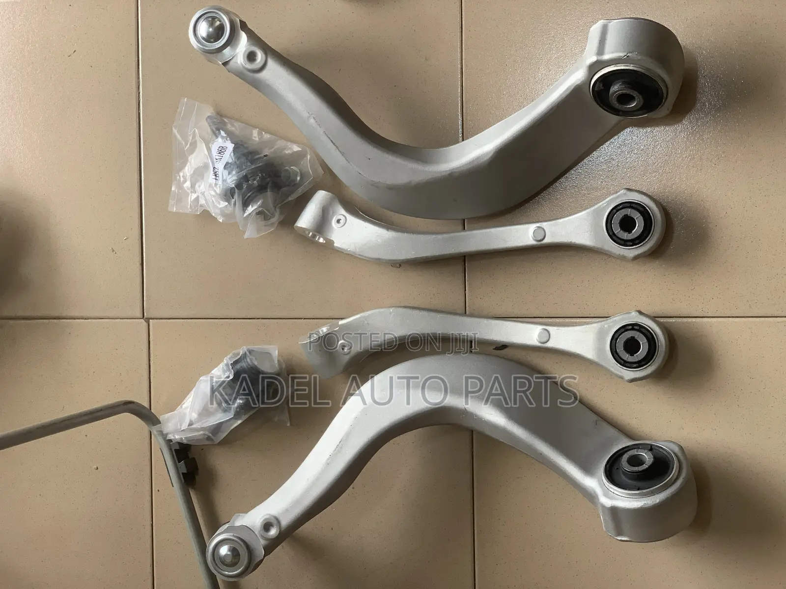 Ford Explorer 2020 Control Arm / Lower Arm