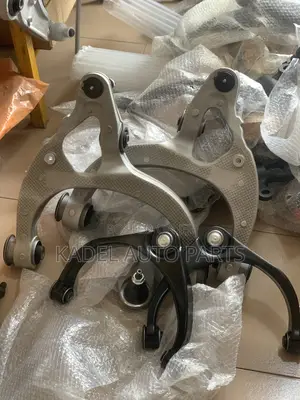 Dodge Ram Lower Arm and Upper Arm Set