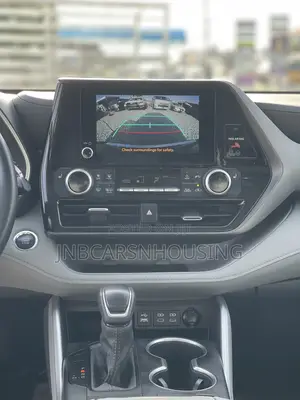 Toyota Highlander XLE AWD 2023 Green