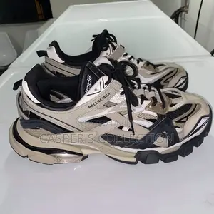 Photo - Balenciaga Track 2 Beige