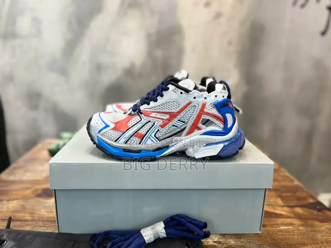 Balenciaga Runner