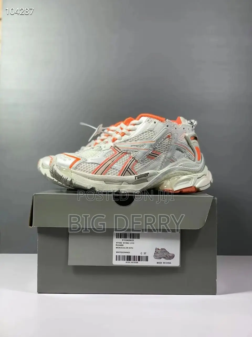Balenciaga Runner