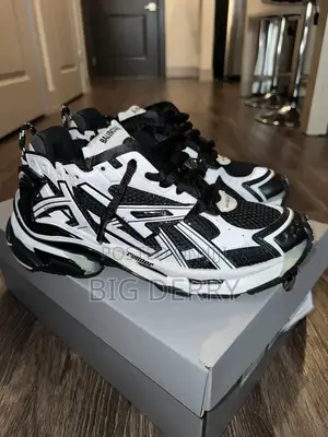 Balenciaga Runner