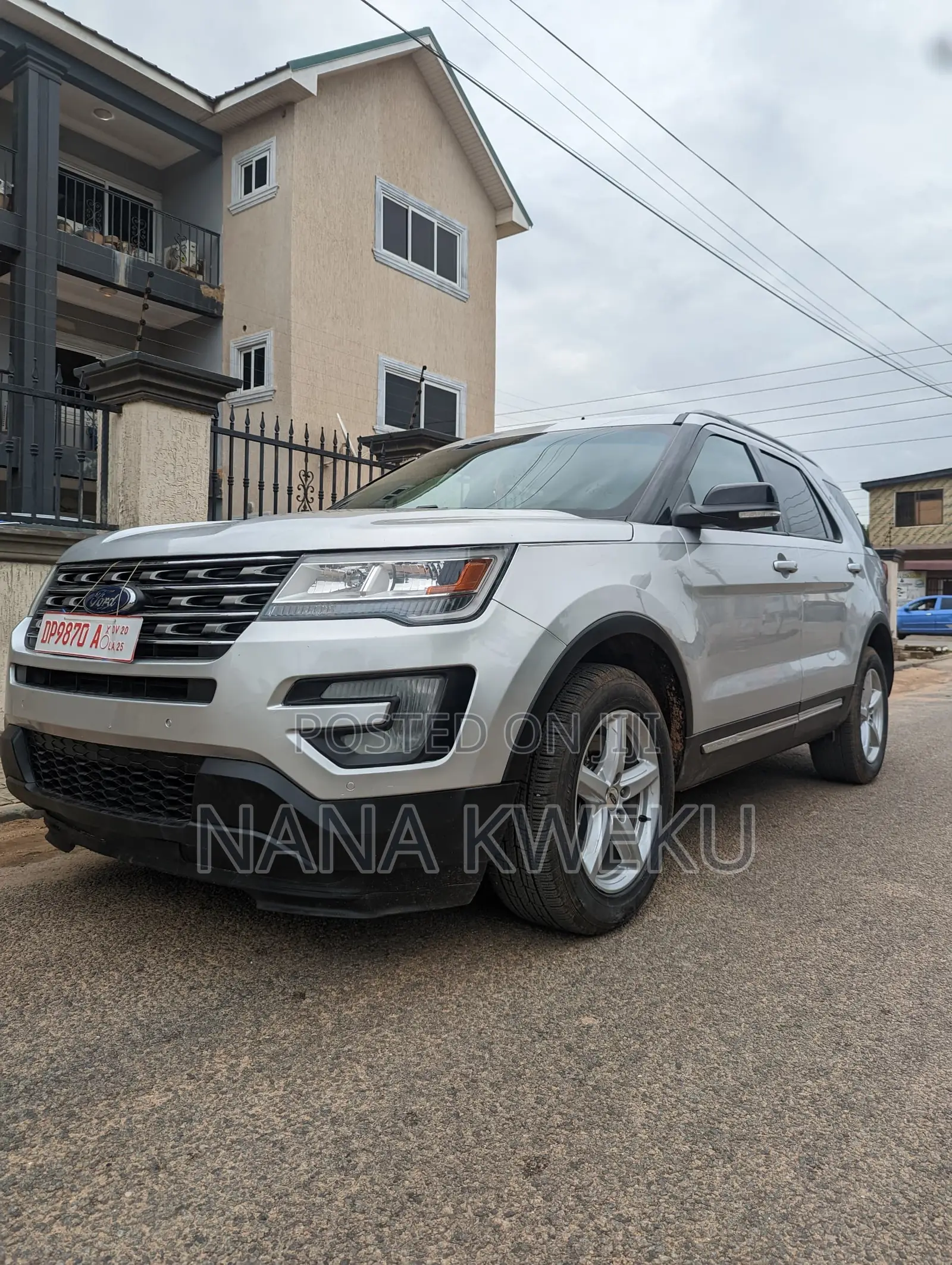 Ford Explorer XLT 4dr SUV AWD (3.5L 6cyl 6A) 2016 Silver