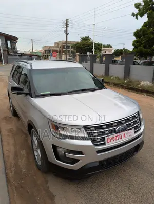 Ford Explorer XLT 4dr SUV AWD (3.5L 6cyl 6A) 2016 Silver