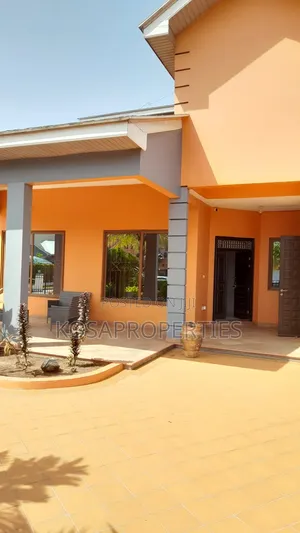 5bdrm House in Adjiringanor Ability, Adjiriganor for sale