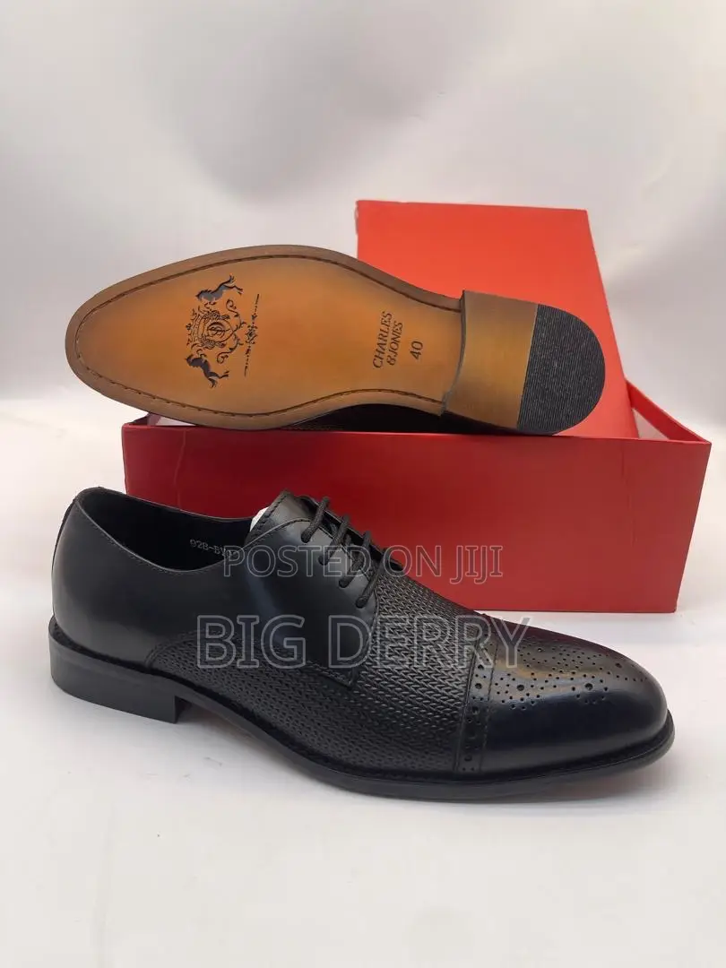 Men’S Laced Executives