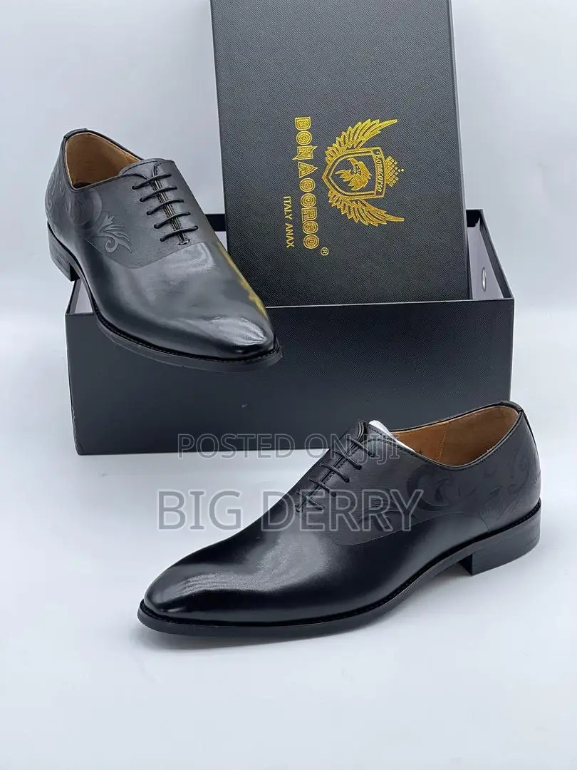 Men’S Laced Executives