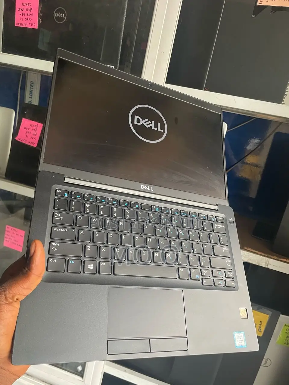 Laptop Dell Latitude 7390 8GB Intel Core I7 SSD 256GB