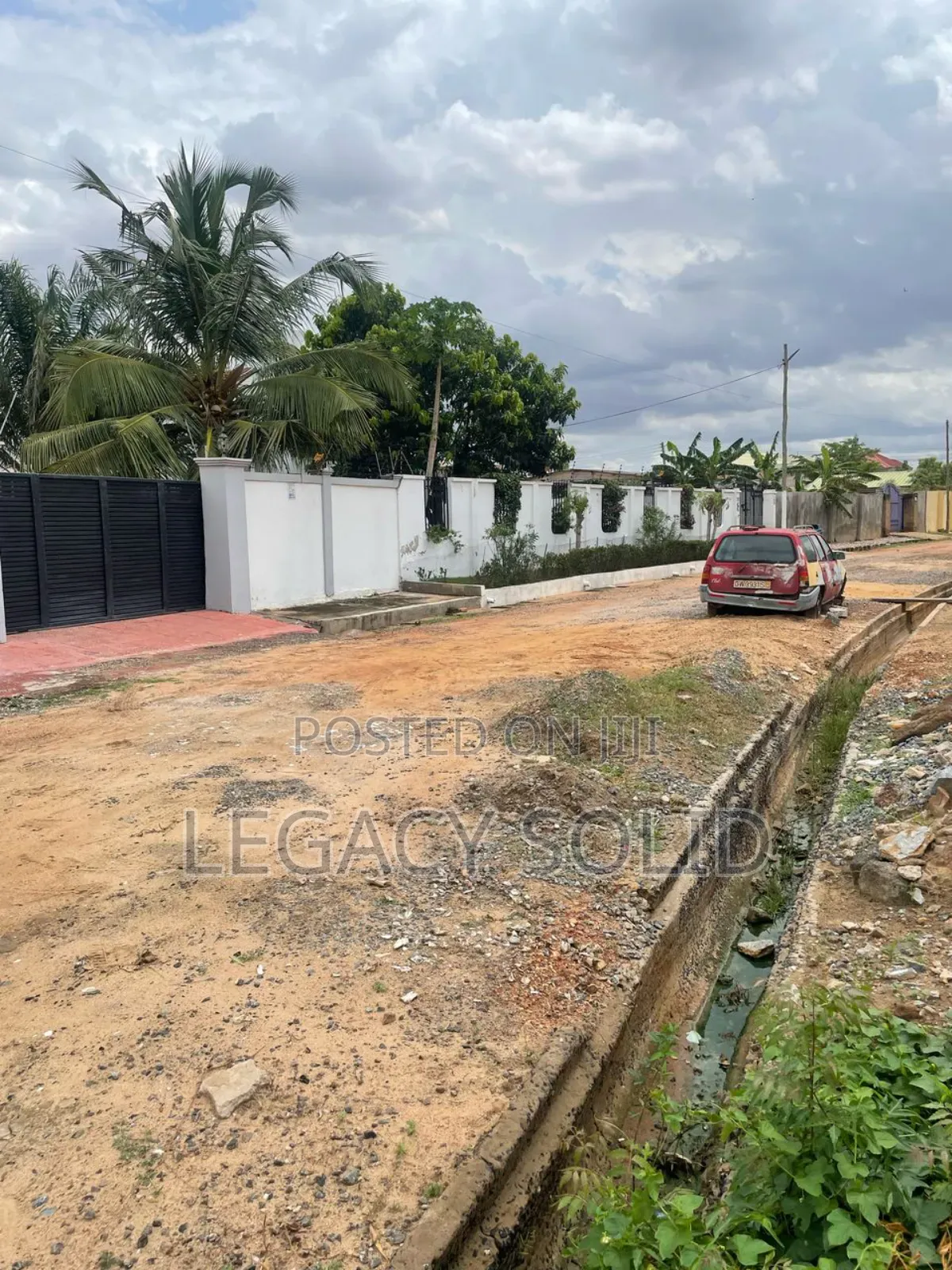 1 Plot of Land for Sale