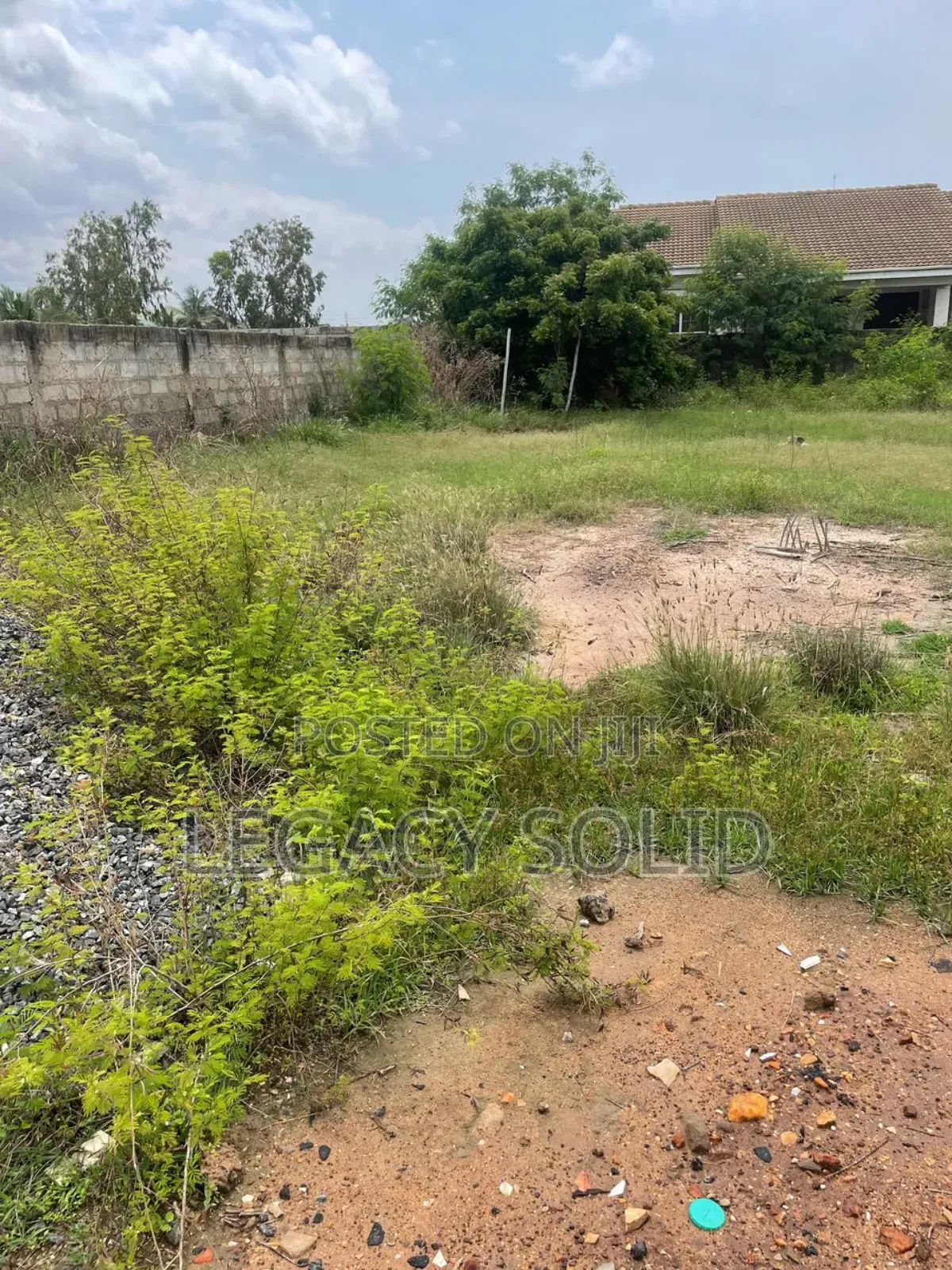 1 Plot of Land for Sale