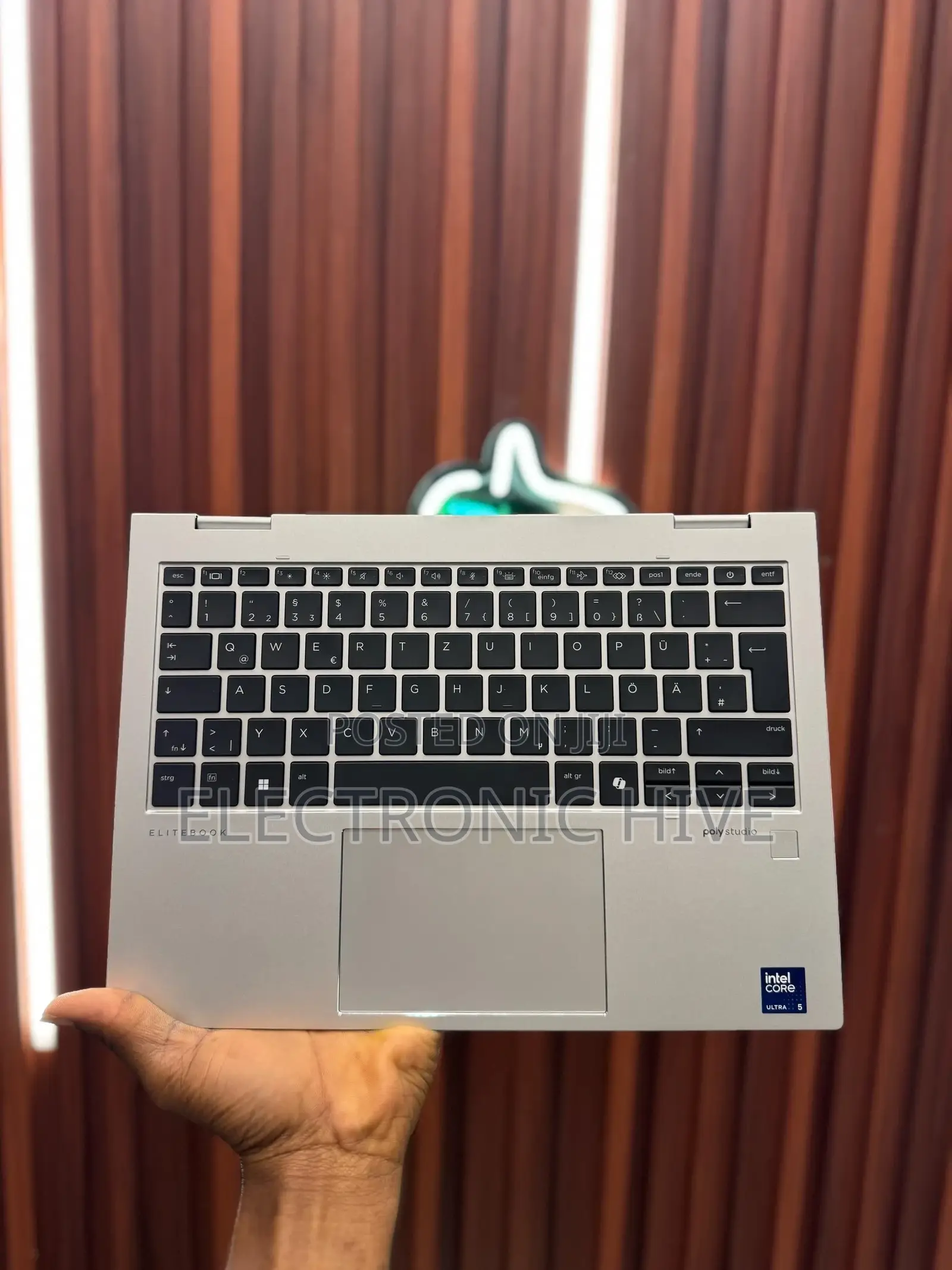 New Laptop HP 16GB Intel Core Ultra 5 SSD 512GB