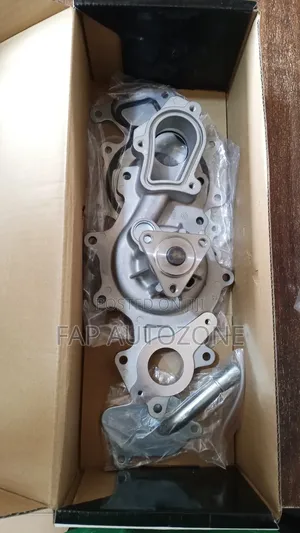 10332. Original Ford F150 Water Pump From Usa.
