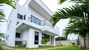4bdrm Block of Flats in Legacy Solid Real, Tantra Hills for sale