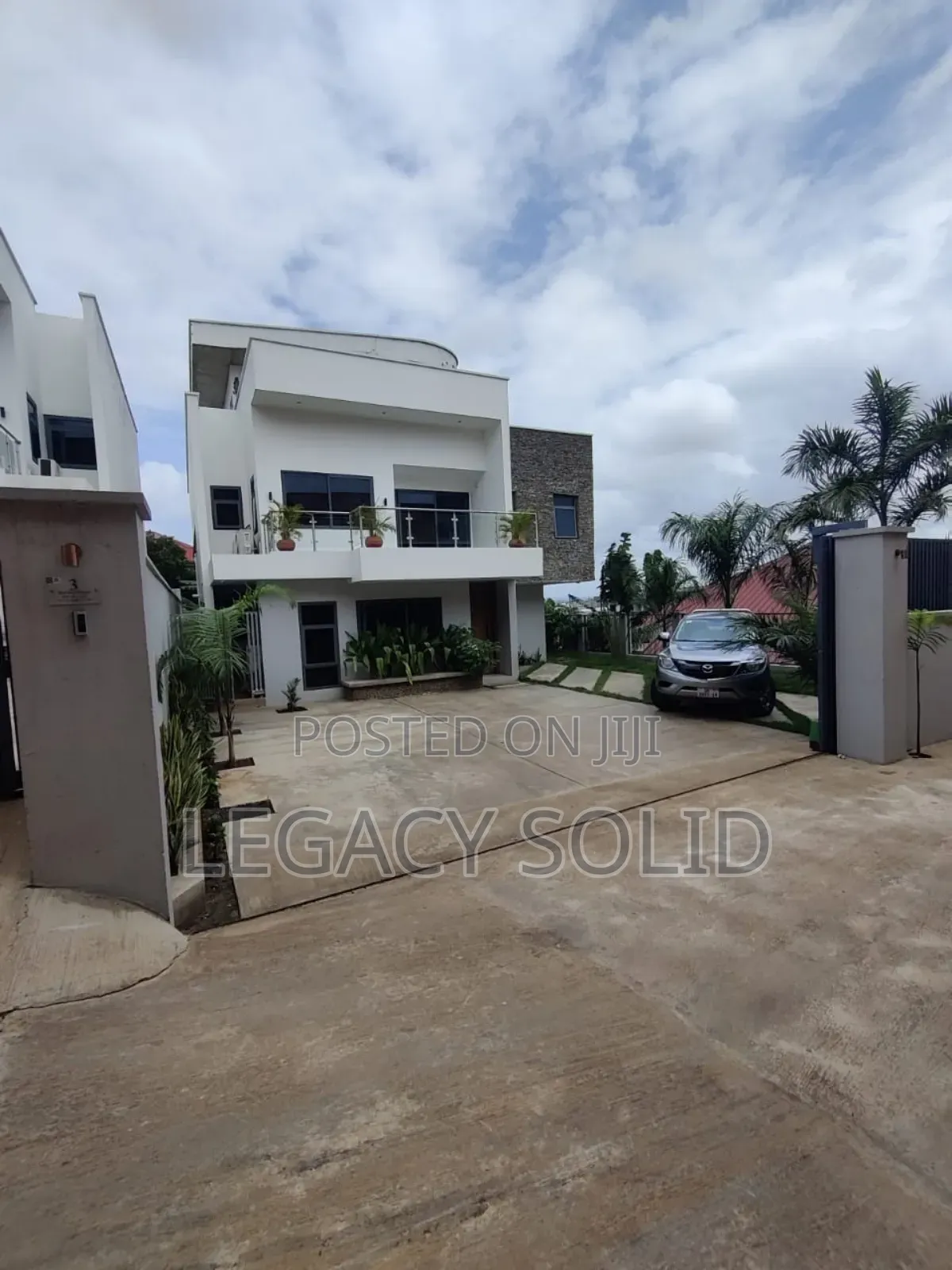 4bdrm Block of Flats in Legacy Solid Real, Tantra Hills for sale