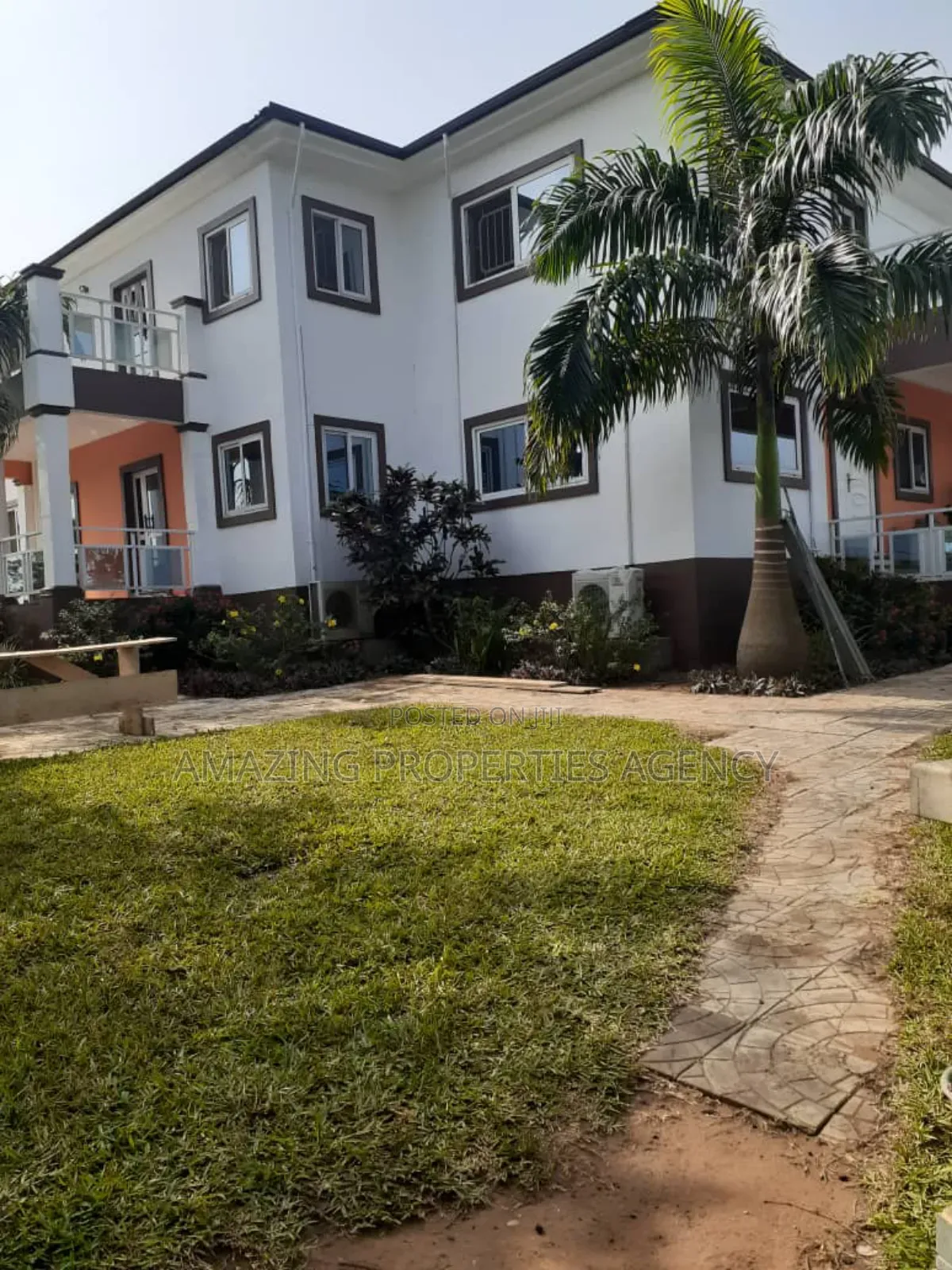 5bdrm House in Aburi for sale