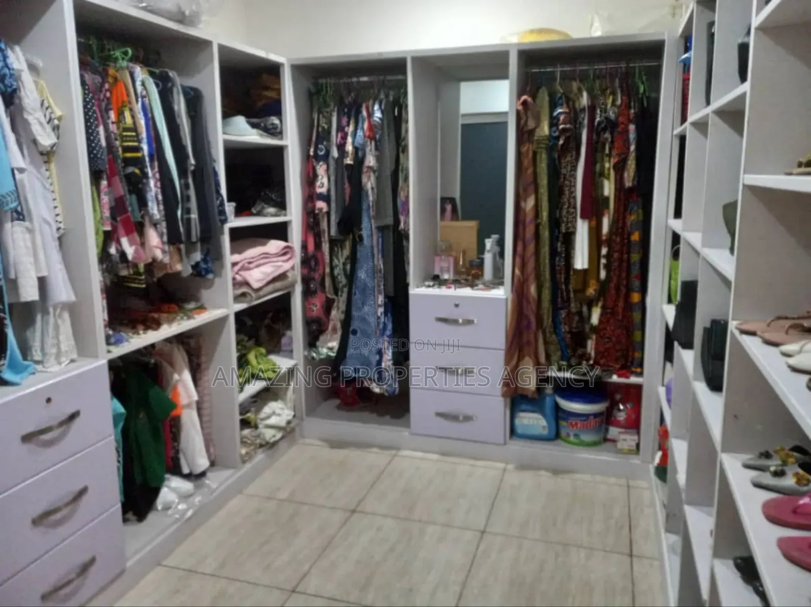 5bdrm House in Aburi for sale