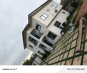 3bdrm Duplex in Dg Properties, Manhean for rent