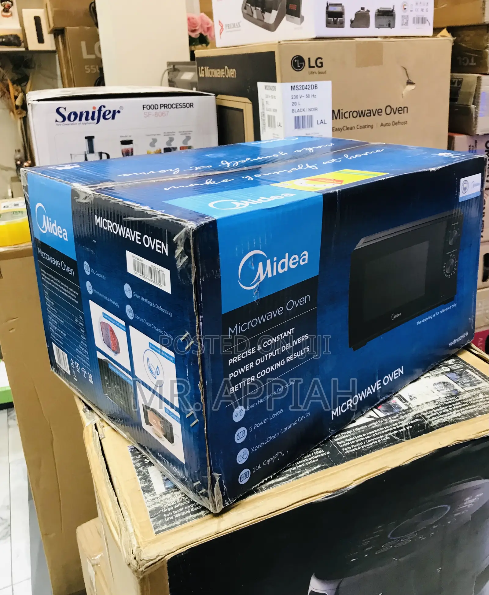 Powerful and Durable Midea 20 Liters Electric Microwave.