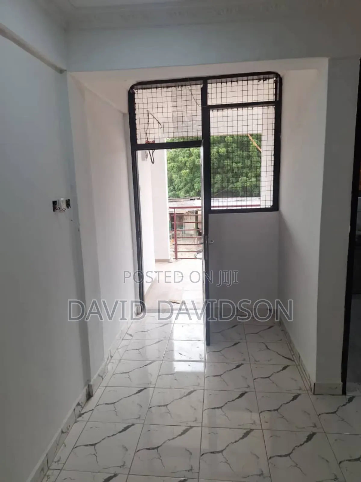 1bdrm Apartment in Chamber And Hall, Tema Metropolitan for rent