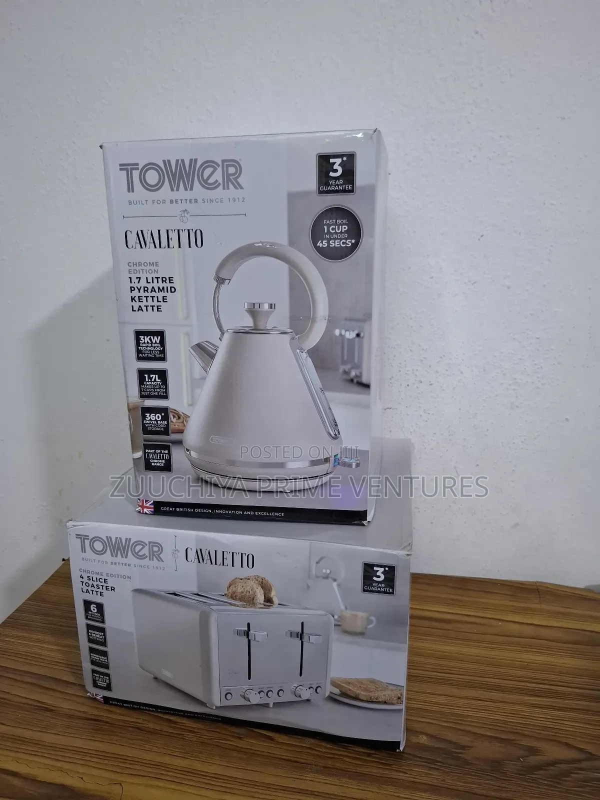 Tower Kettle 1.7l 4 Slice Toaster Uk