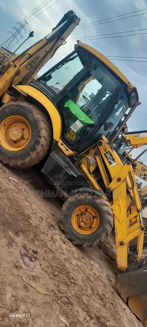Backhoe Machine for Rent