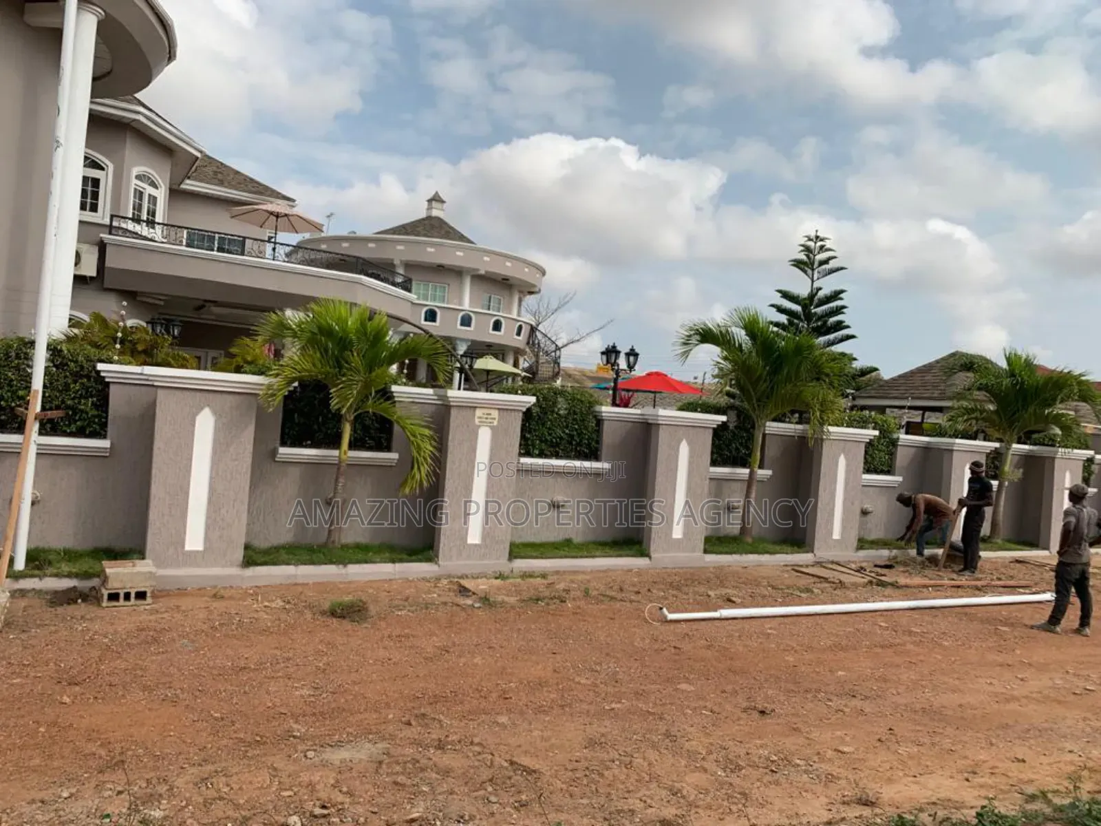 Furnished 7bdrm House in Adjiriganor for sale