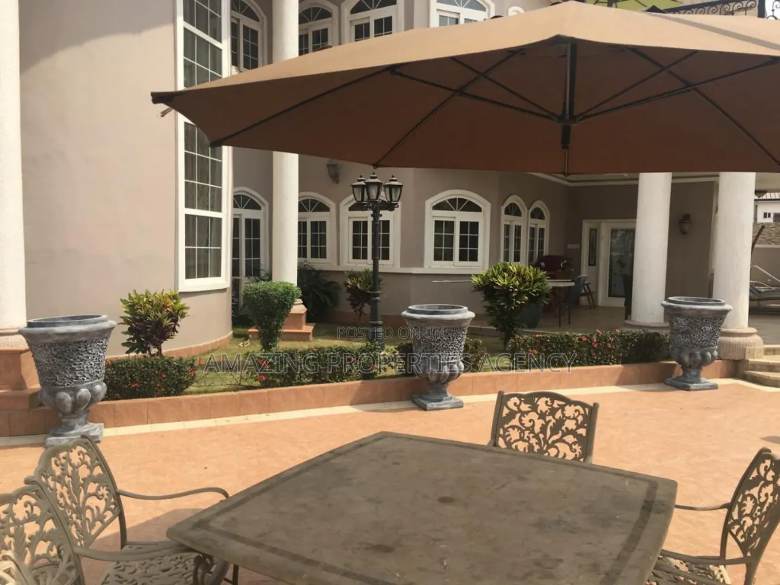 Furnished 7bdrm House in Adjiriganor for sale