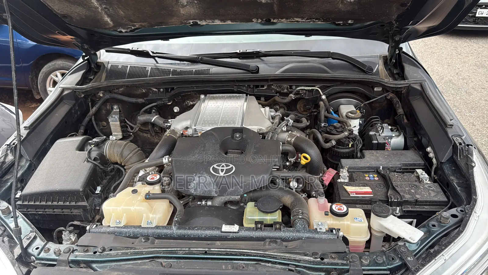 Toyota Hilux 2.4 Diesel 2020 Green