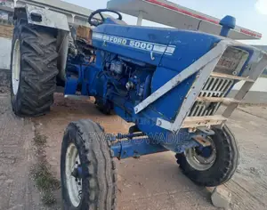 Ford 5000 Tractor