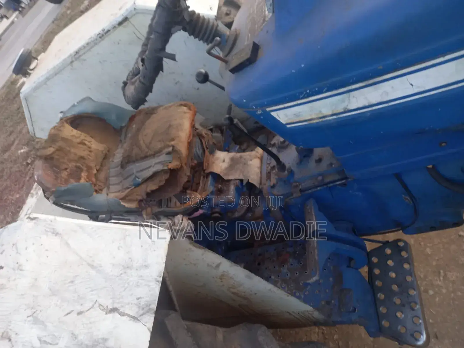Ford 5000 Tractor