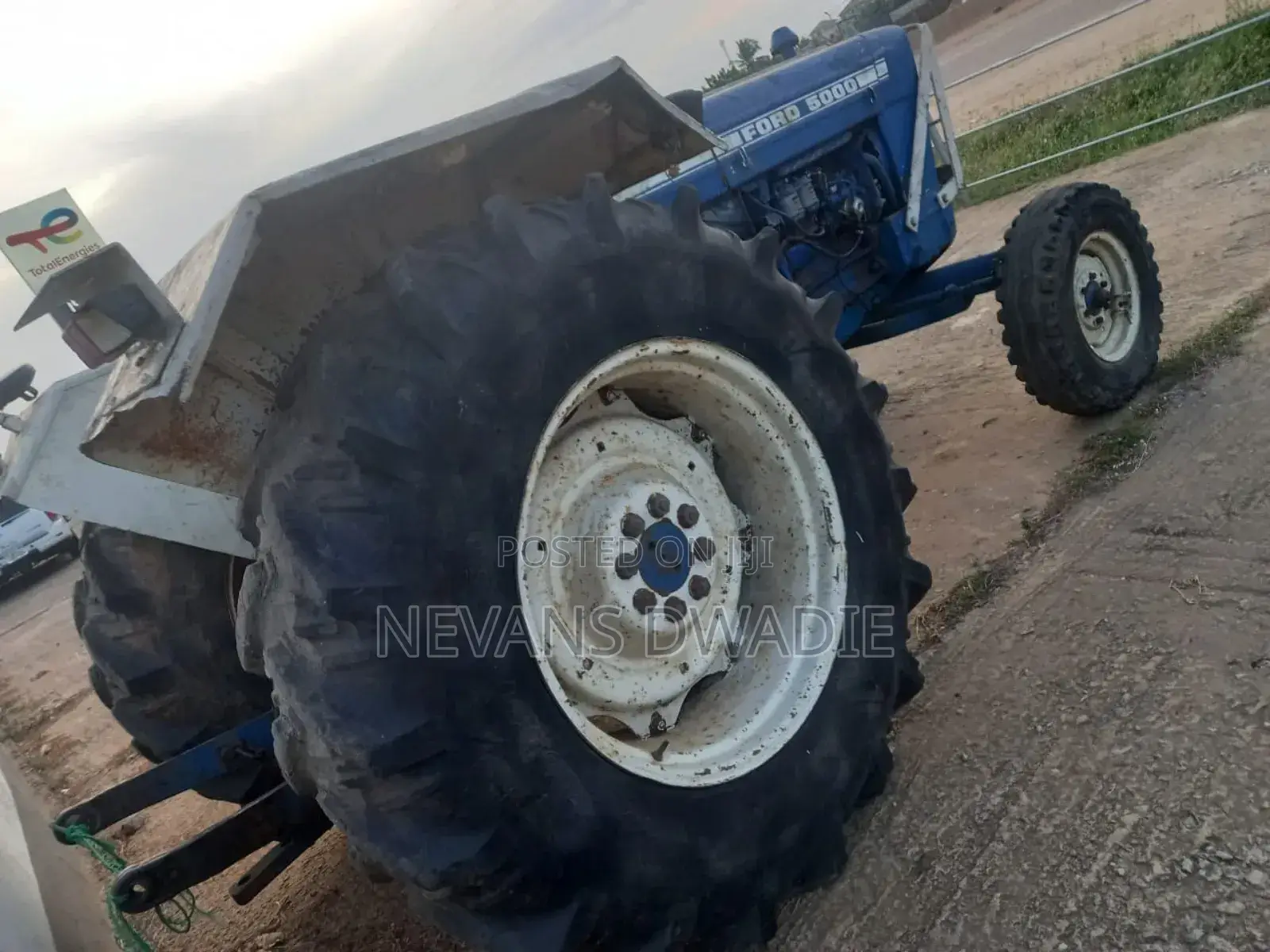 Ford 5000 Tractor