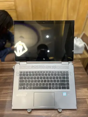Laptop HP ZBook Studio G5 32GB Intel Xeon SSD 512GB