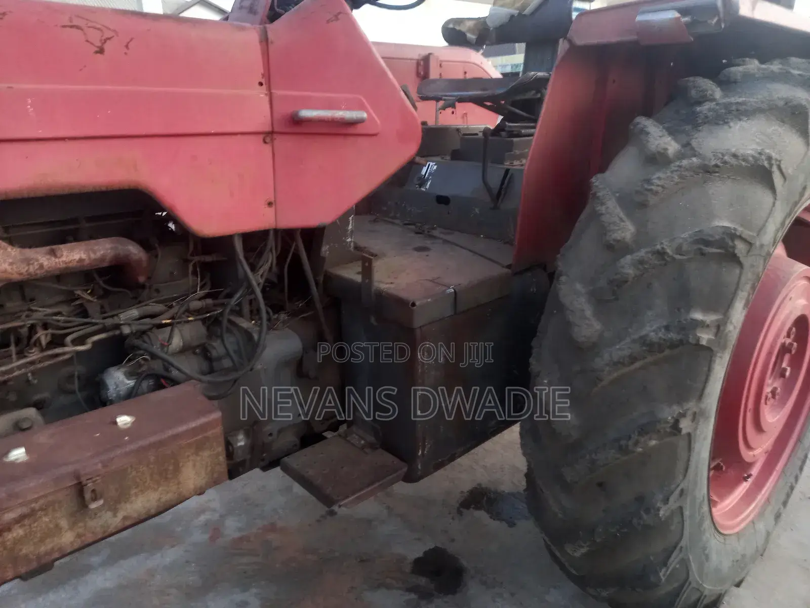 Massey Ferguson 1080 Tractor