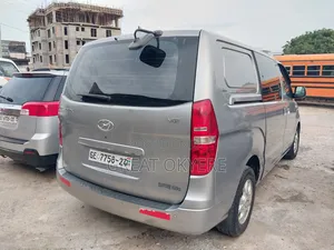 Hyundai Starex 2013 Silver