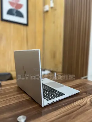 Laptop HP EliteBook 830 G9 16GB Intel Core I5 SSD 512GB