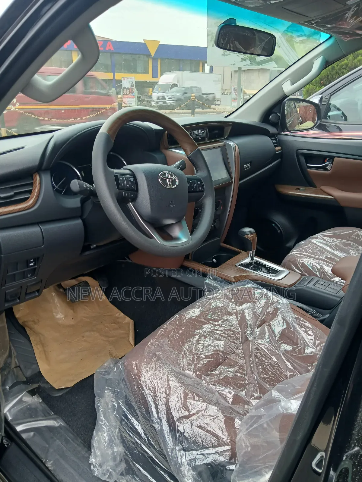 New Toyota Fortuner 2.7 AWD 2024 Black