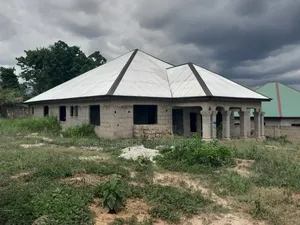 5bdrm House in Offinso for sale