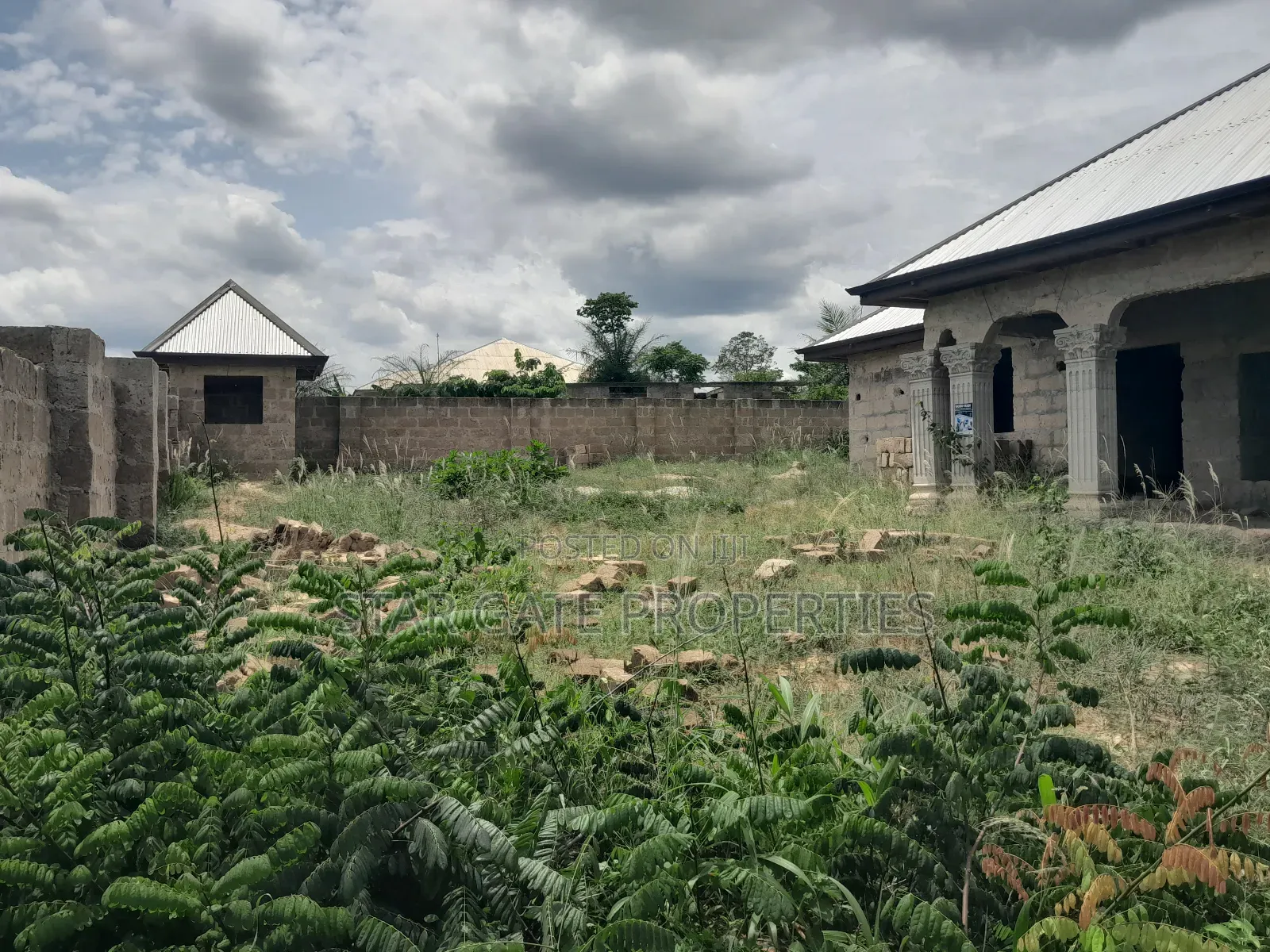 5bdrm House in Offinso for sale
